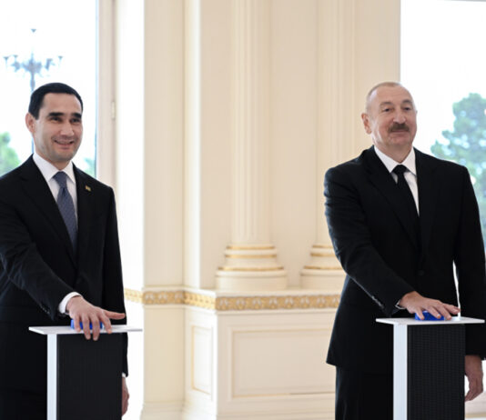 Azərbaycan bu ölkəyə tanker hədiyyə etdi – Mərasimdən fotolar