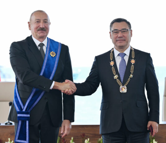 Azərbaycan və Qırğızıstan prezidentlərinin təltifolunma mərasimi keçirilib – FOTO