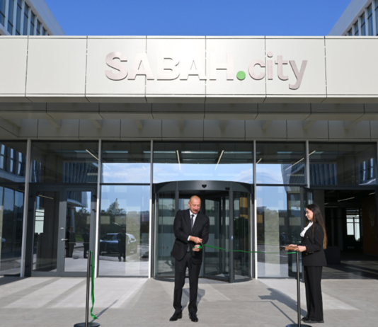 Prezident İlham Əliyev “SABAH.city”nin açılışında – Foto