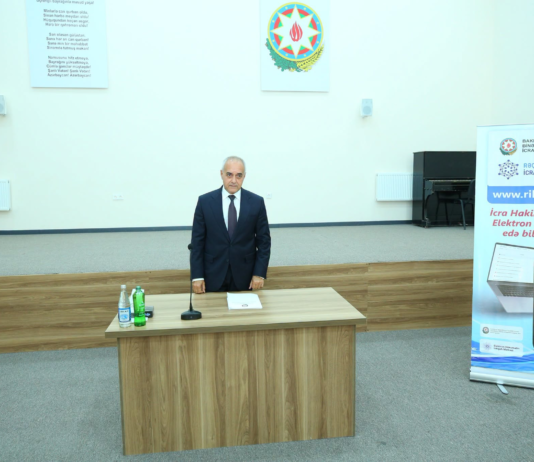 Binəqədinin icra başçısı Xocəsən qəsəbəsi sakinləri ilə səyyar qəbulu keçirilib – Foto